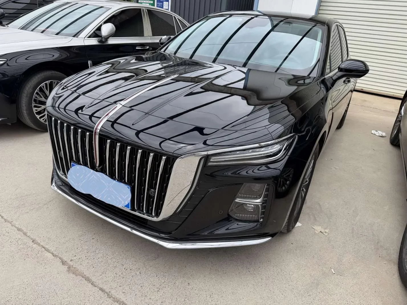 Hongqi H5