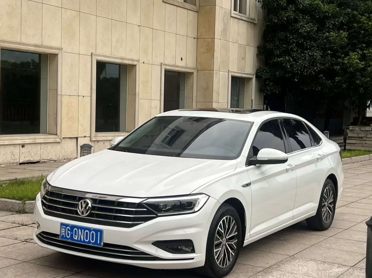 Volkswagen Sagitar