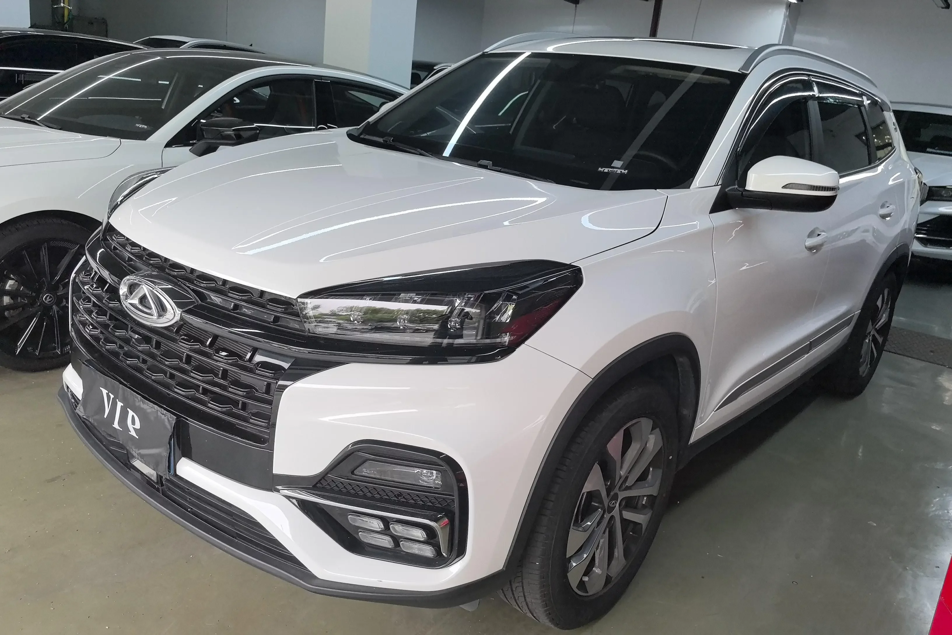 Chery Tiggo 8
