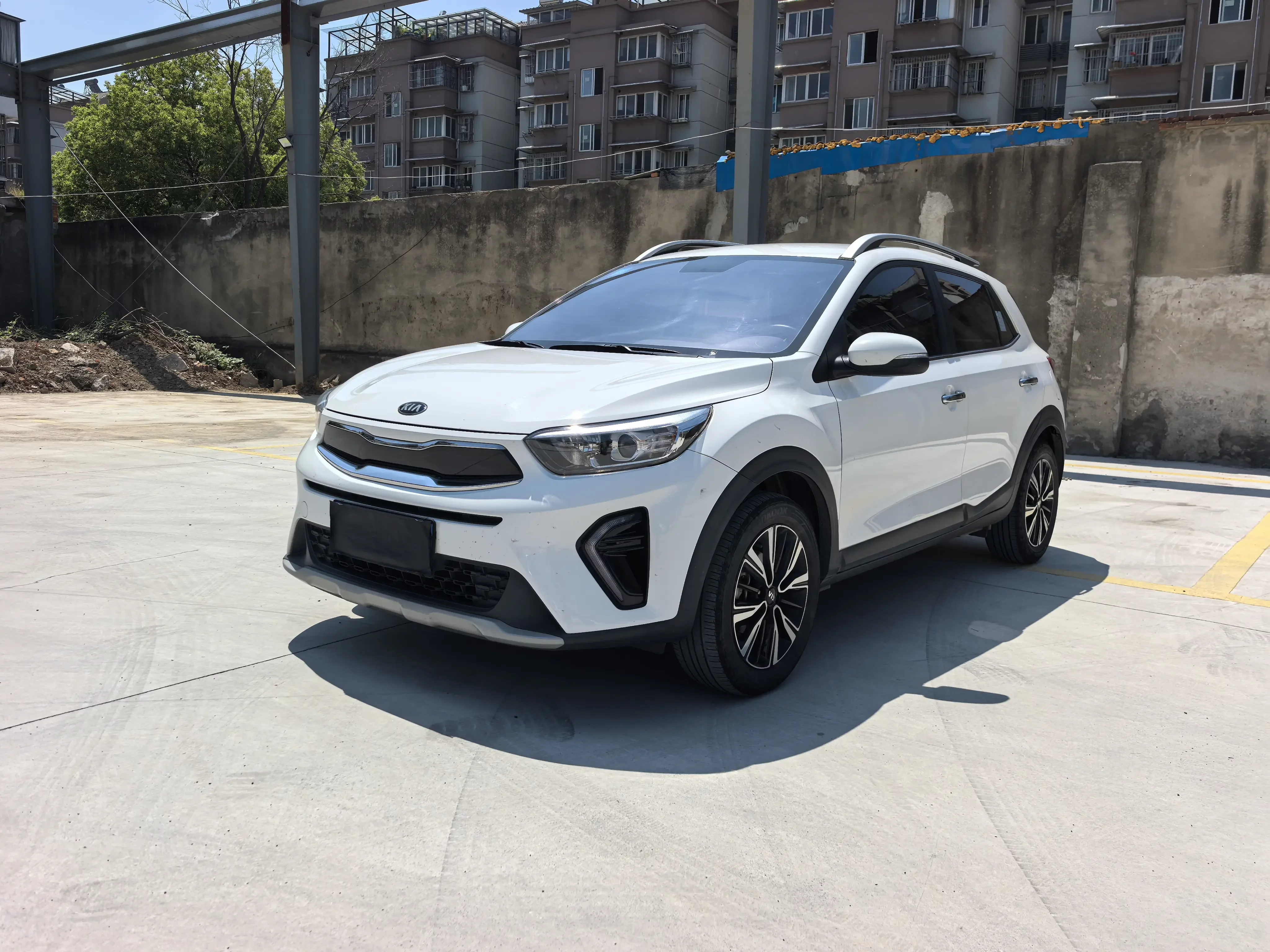 Kia KX1
