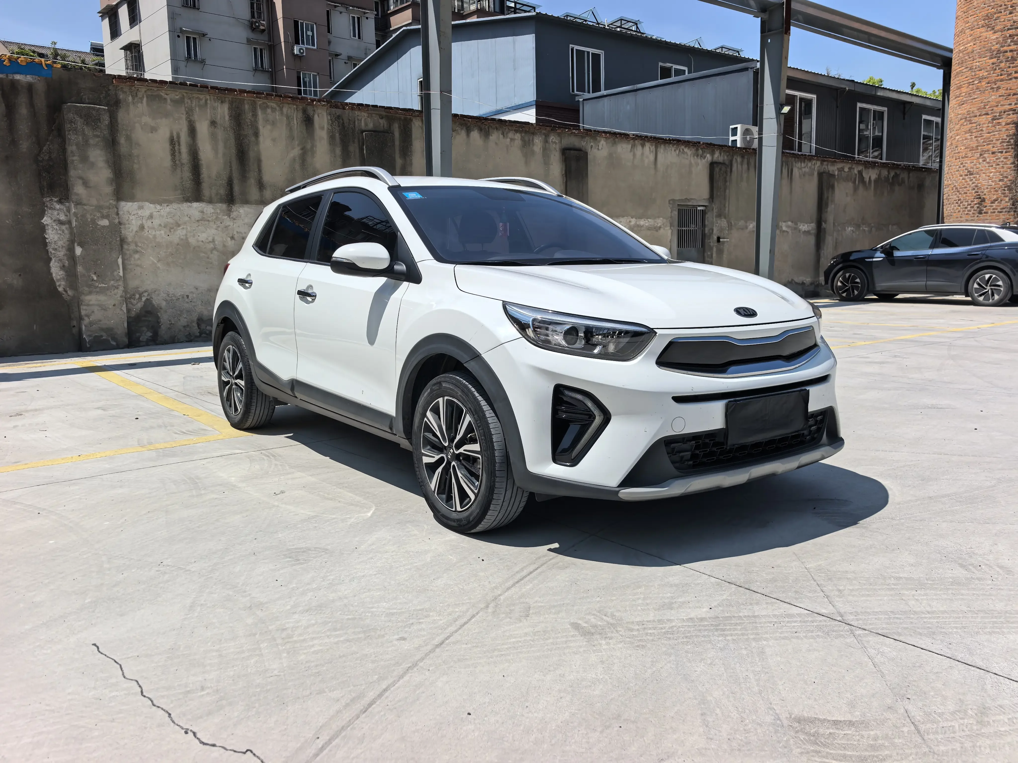 Kia KX1
