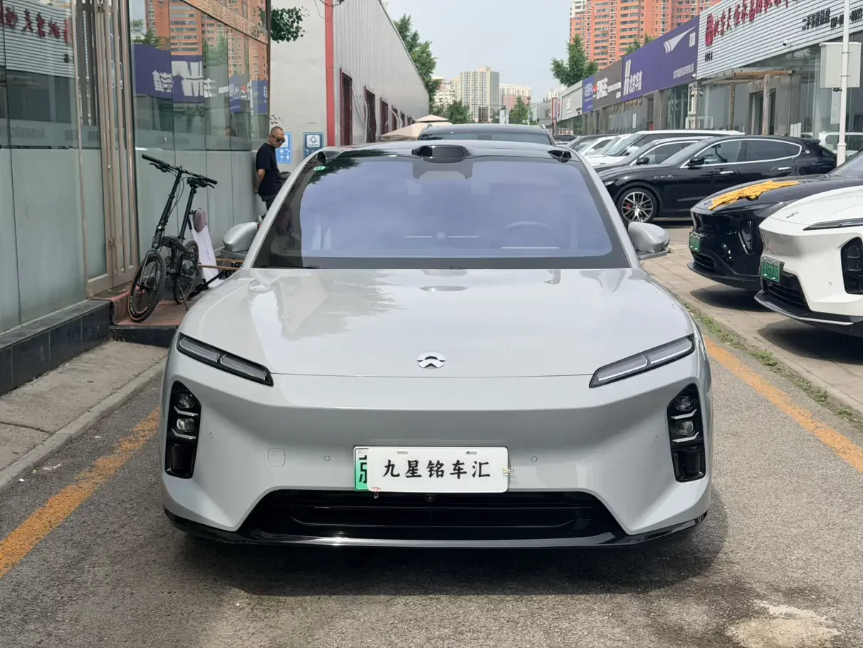 NIO ET5T