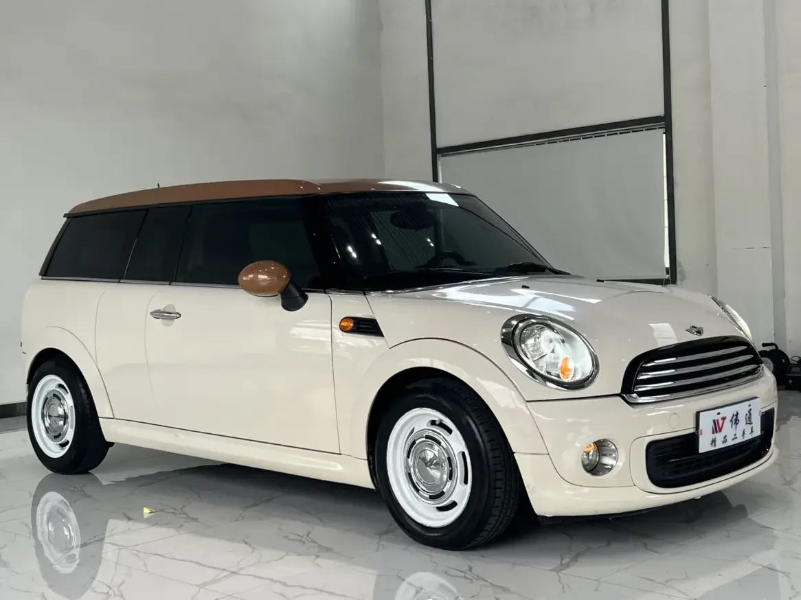 MINI CLUBMAN