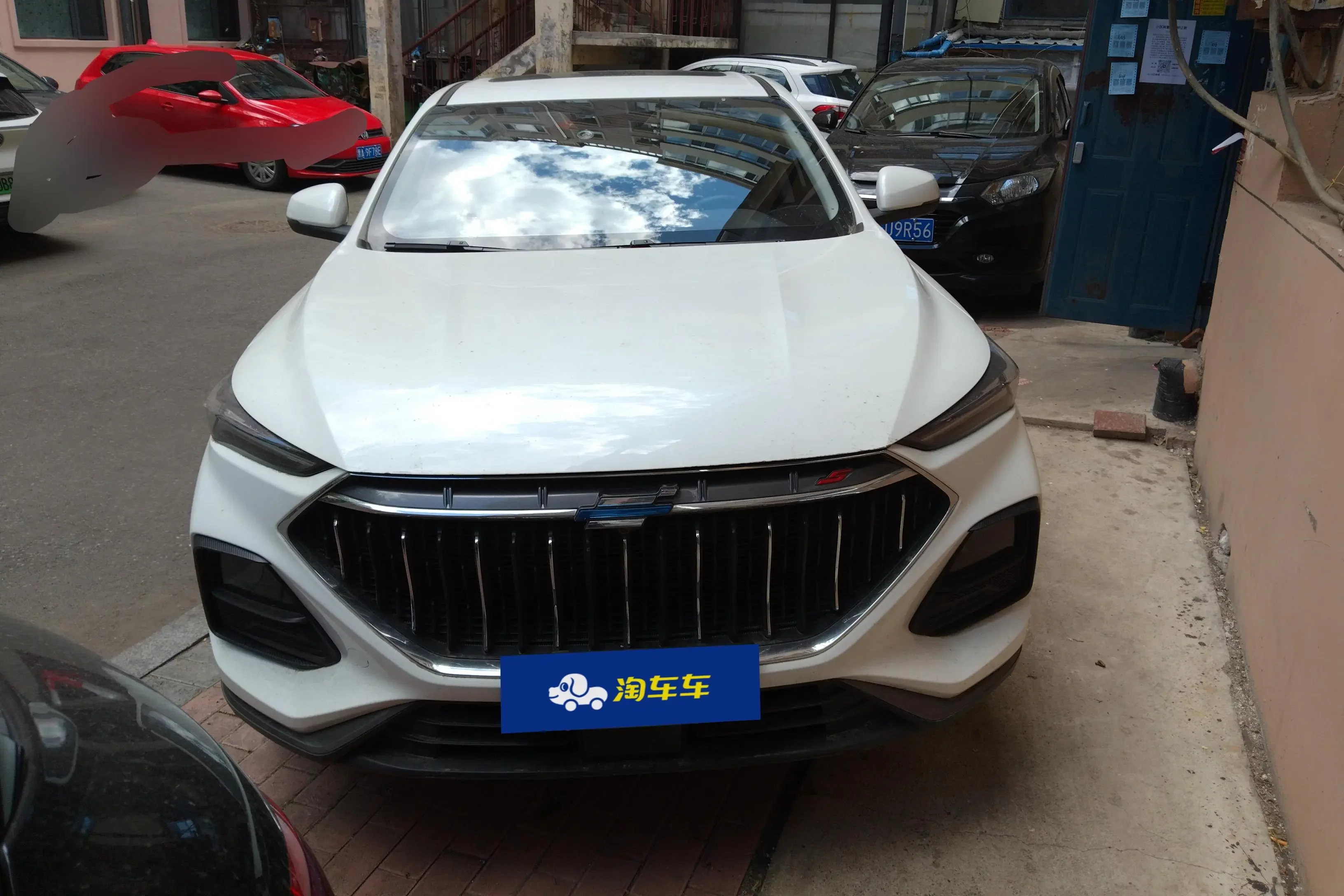 Oshan Changan Auchan X5