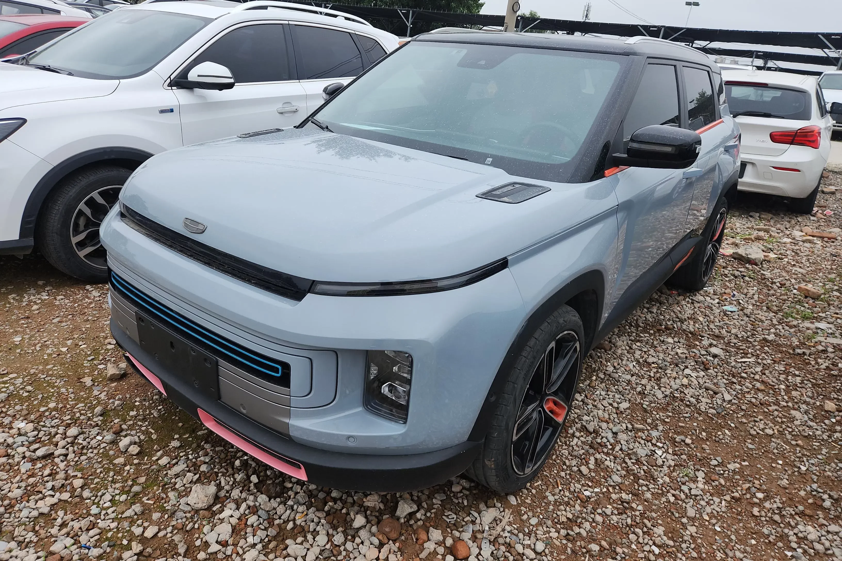 Geely ICON