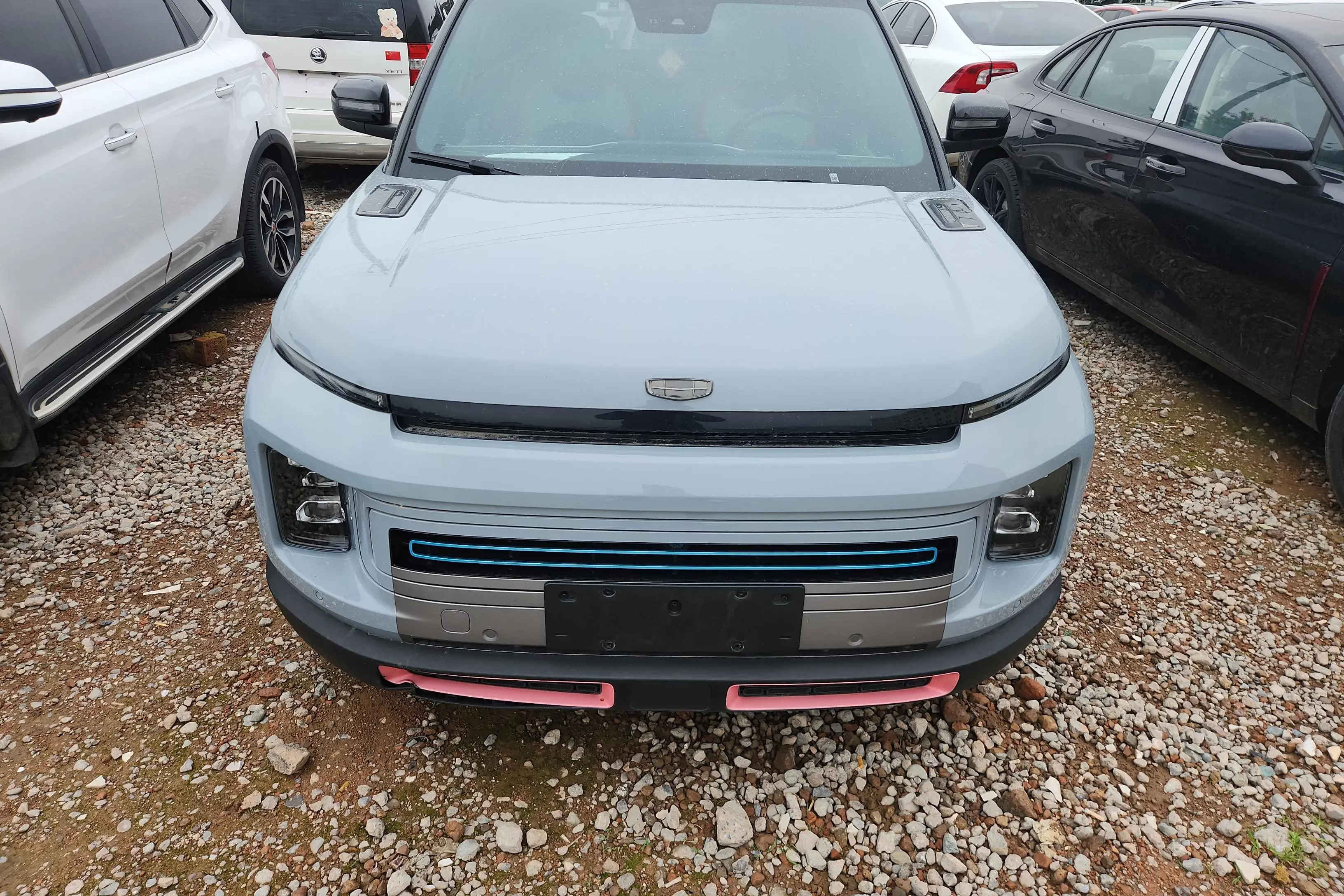 Geely ICON