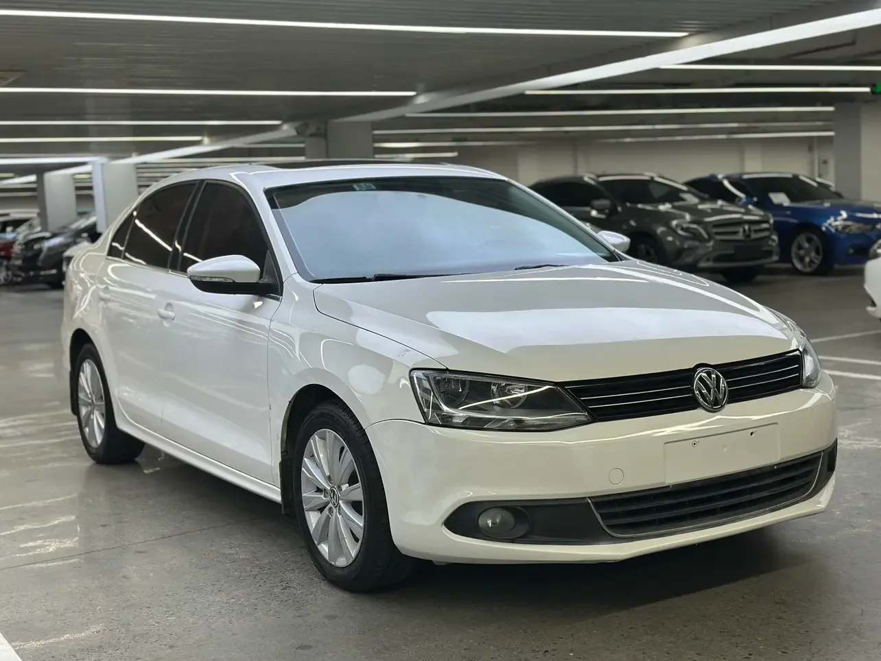 Volkswagen Sagitar
