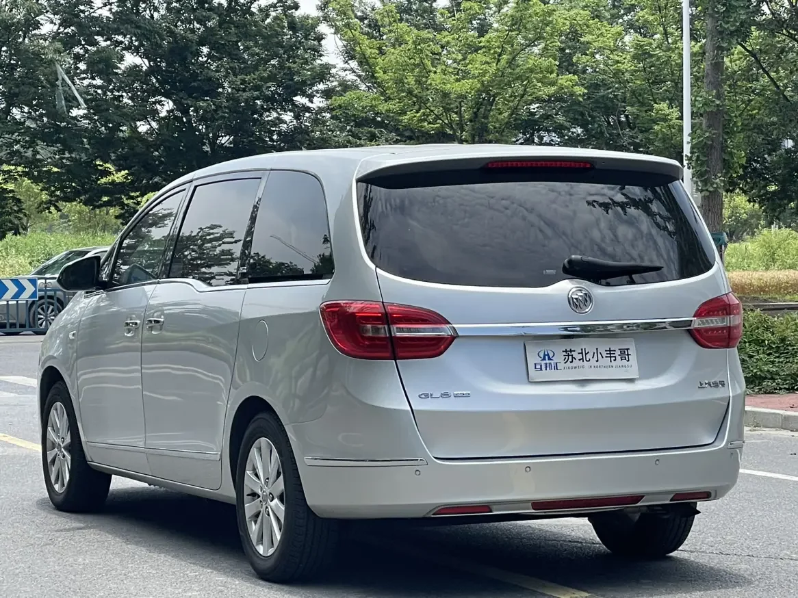 Buick GL8