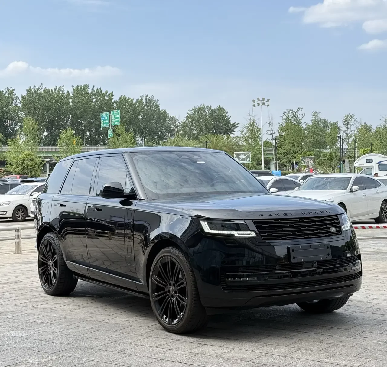 Land Rover range rover