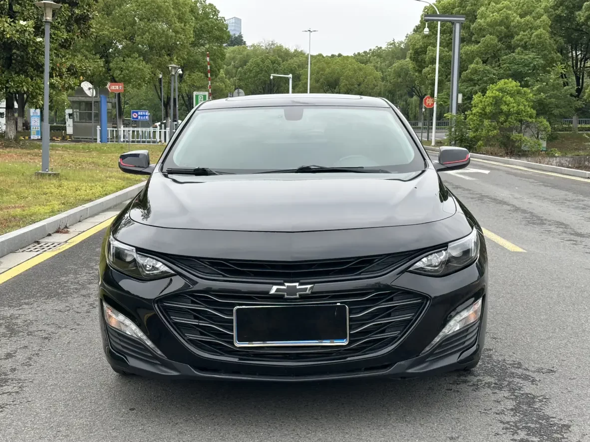 Chevrolet Malibu XL