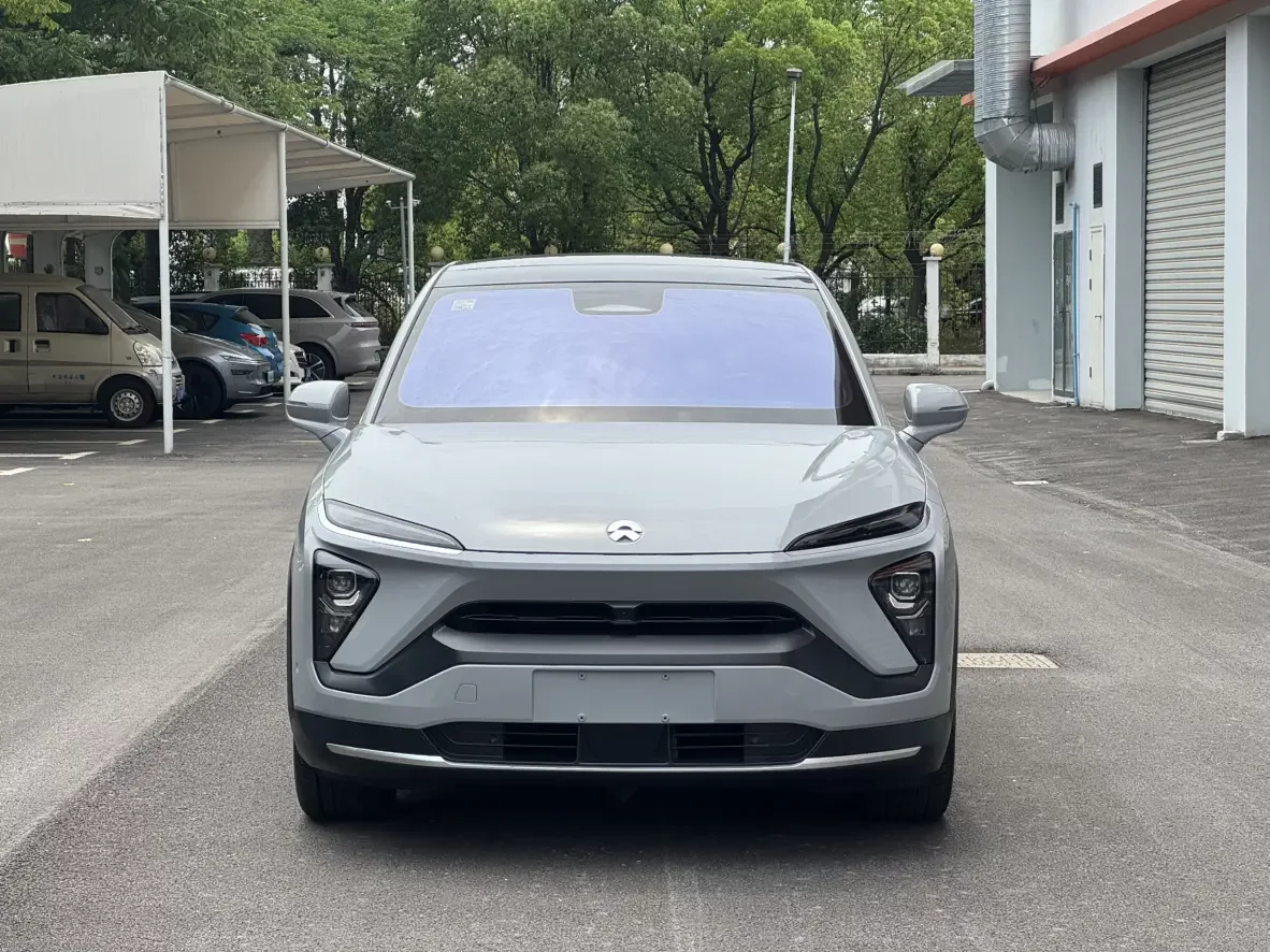 NIO EC6