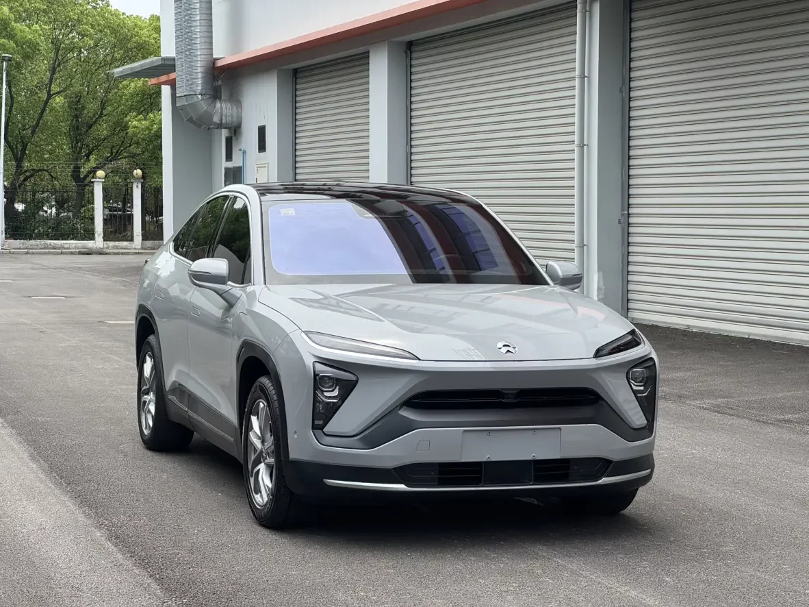 NIO EC6