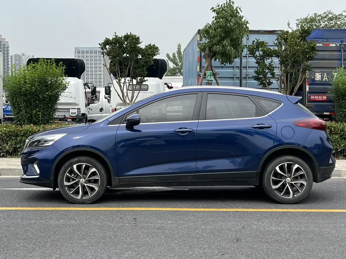 Geely Emgrand GS