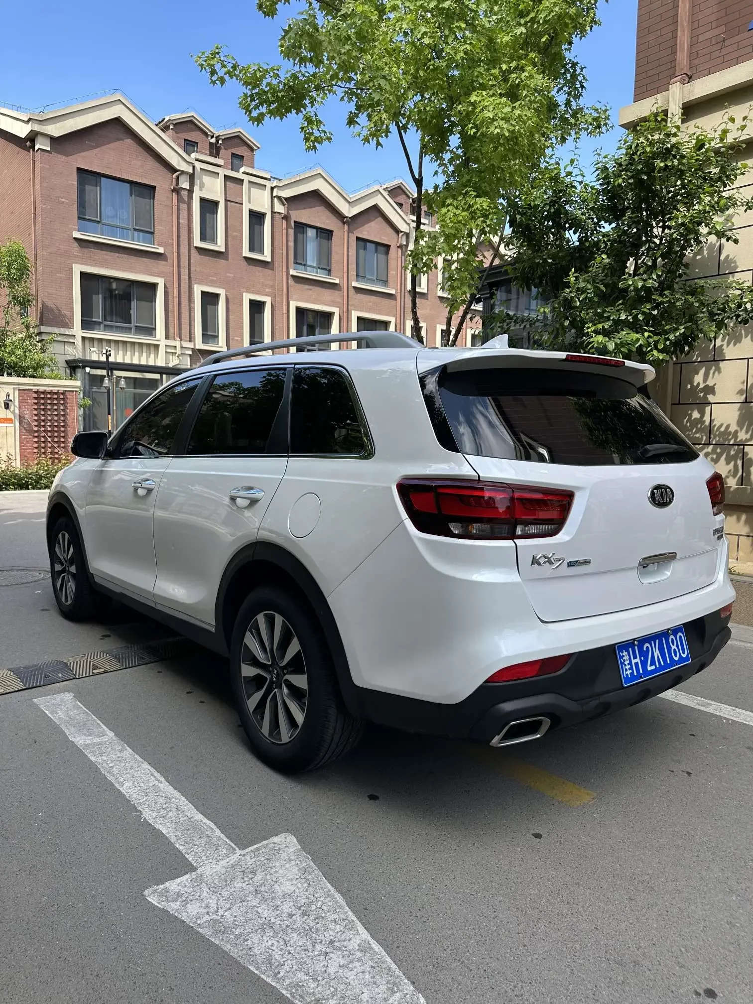 Kia KX7