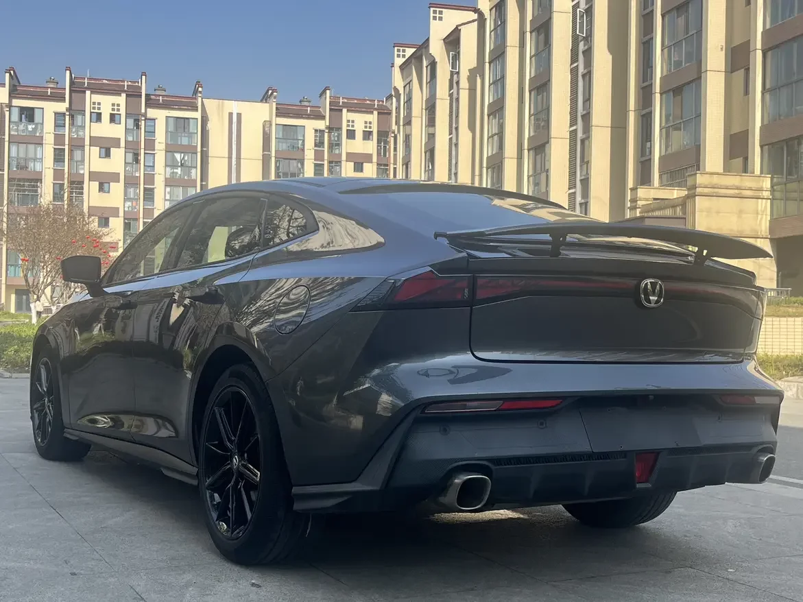 Changan UNI-V