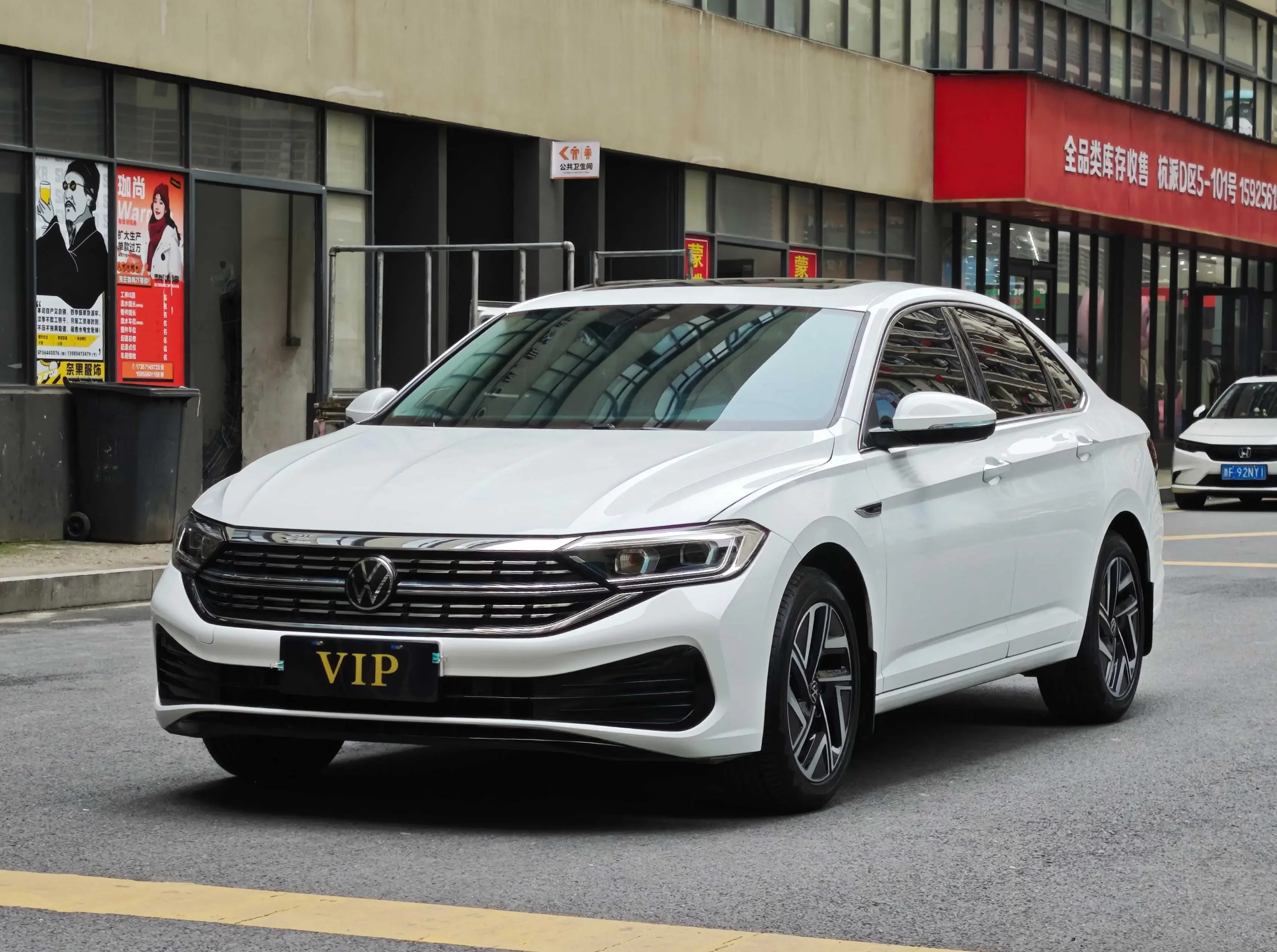 Volkswagen Sagitar