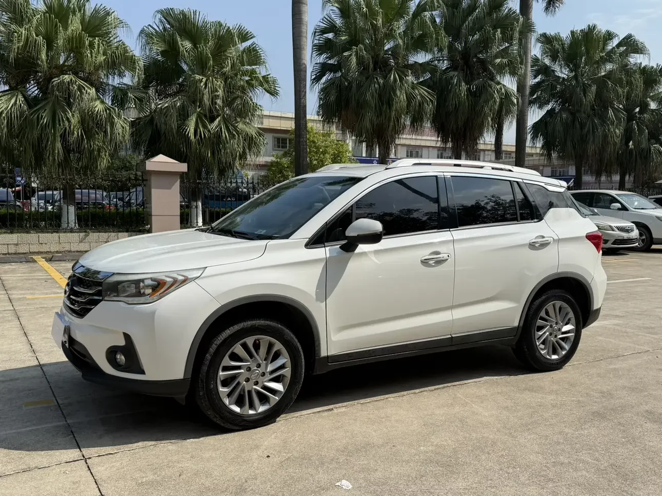 GAC Trumpchi GS4