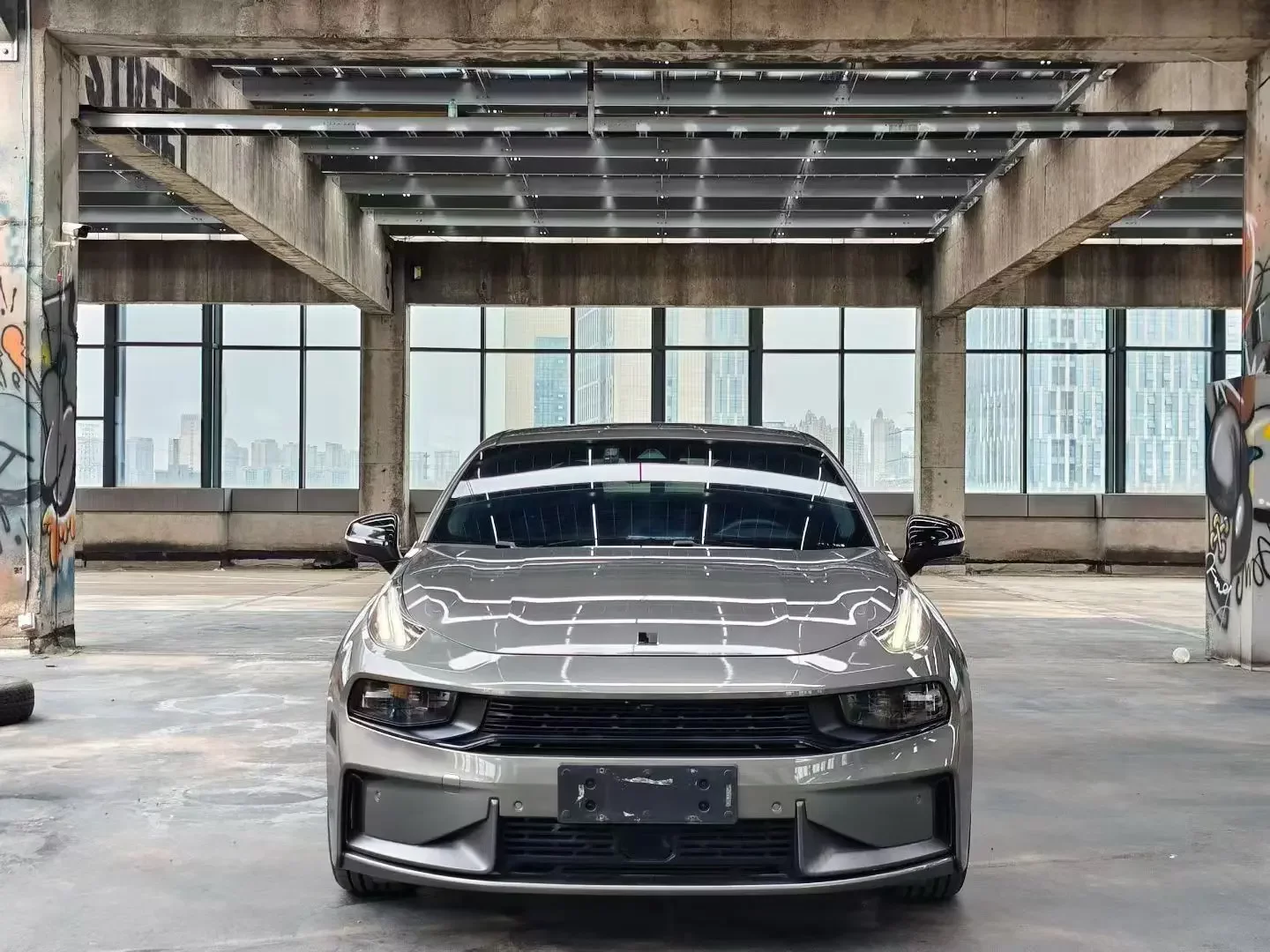 Lynk & Co 03