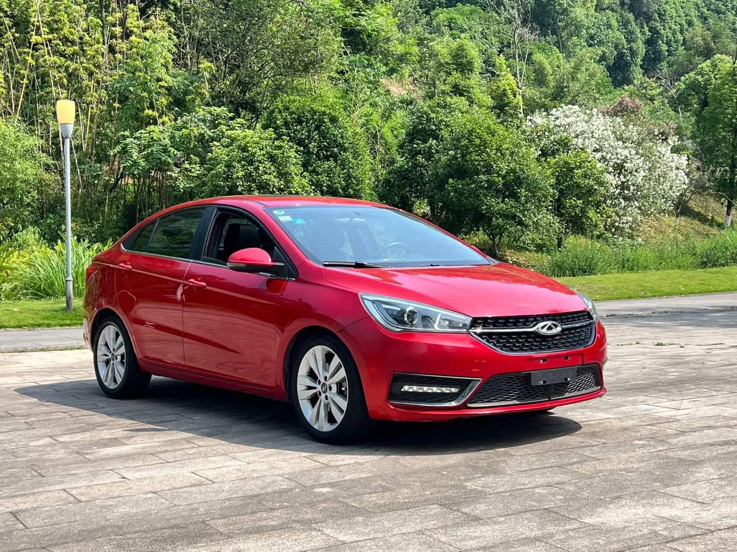 Chery Arrizo 5