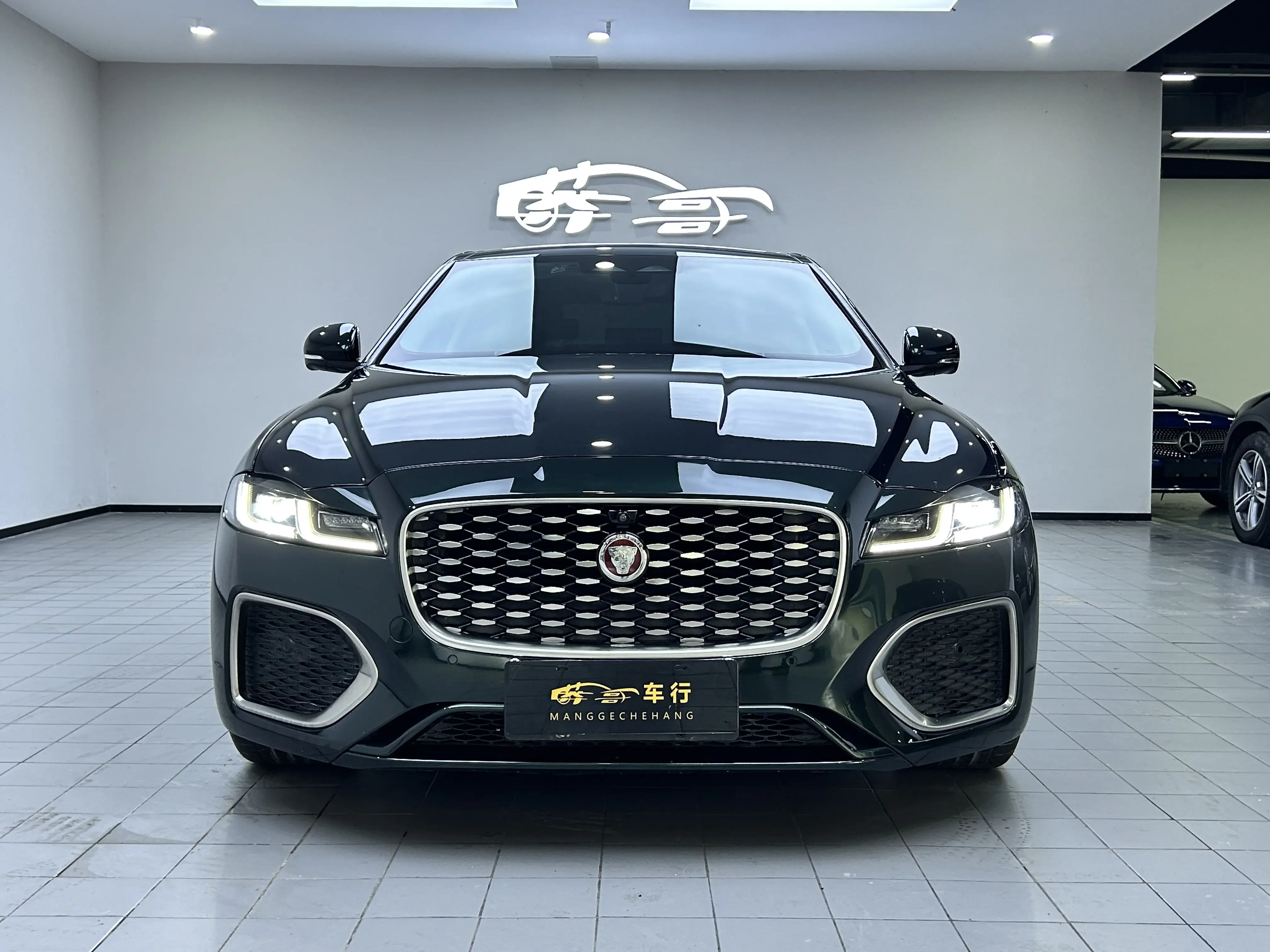 Jaguar XFL