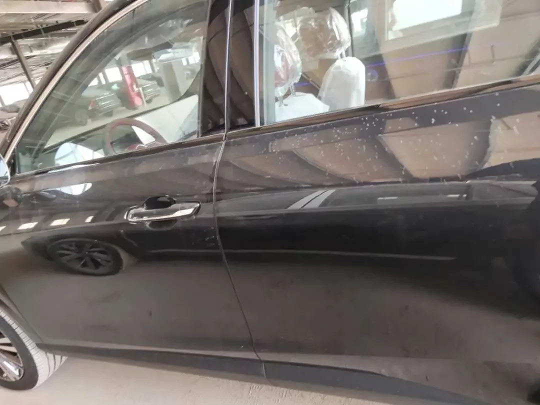 Hongqi HS6 PHEV