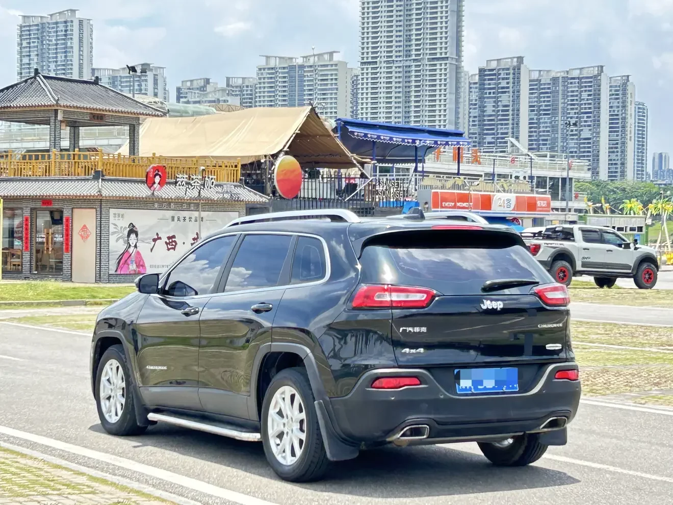 Jeep Cherokee