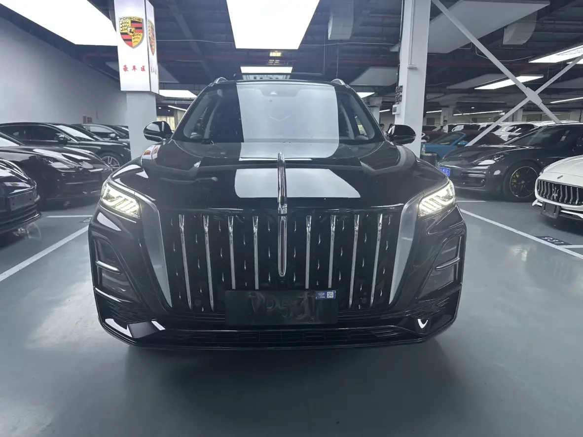 Hongqi HS5