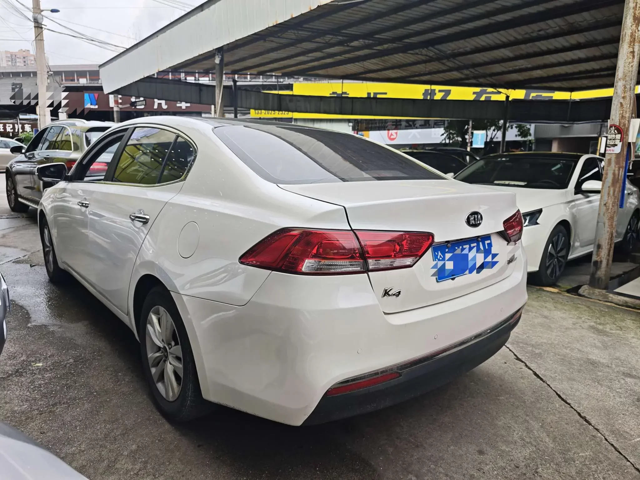 Kia K4