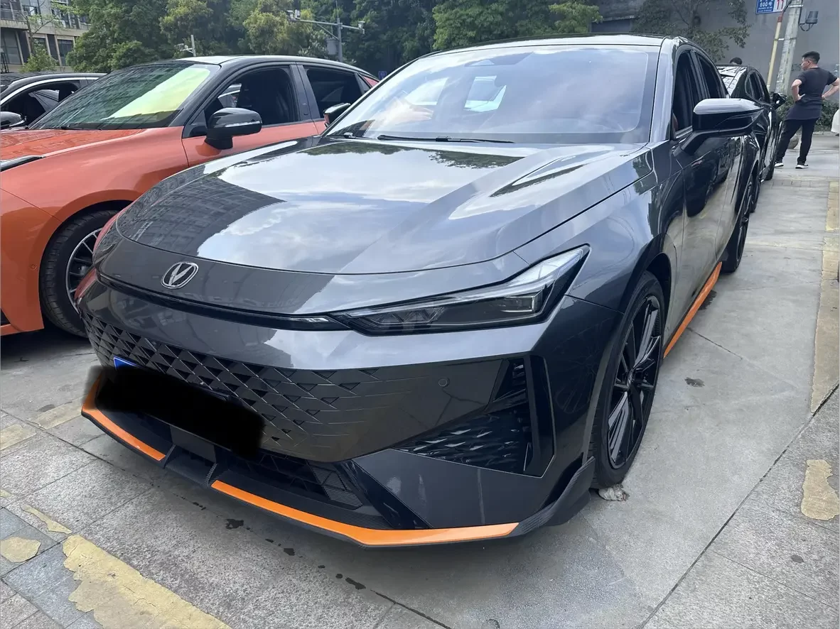Changan UNI-V
