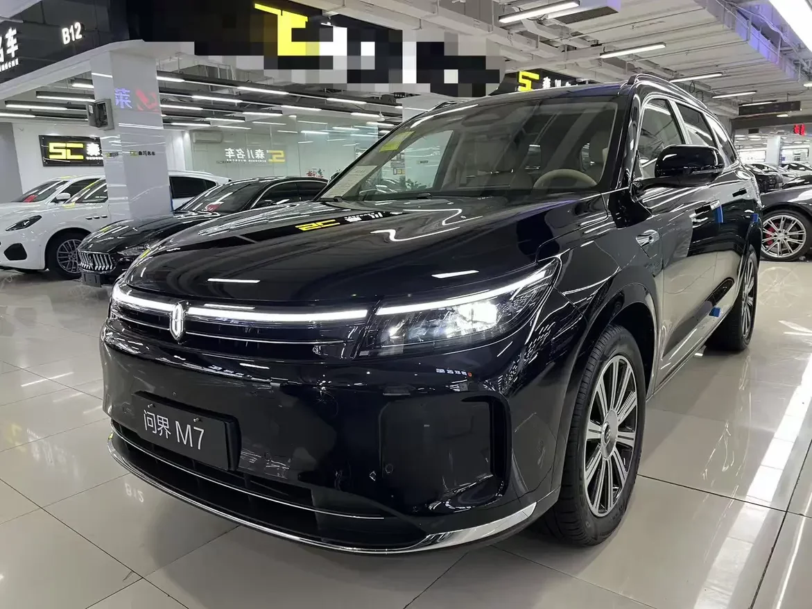 AITO M7