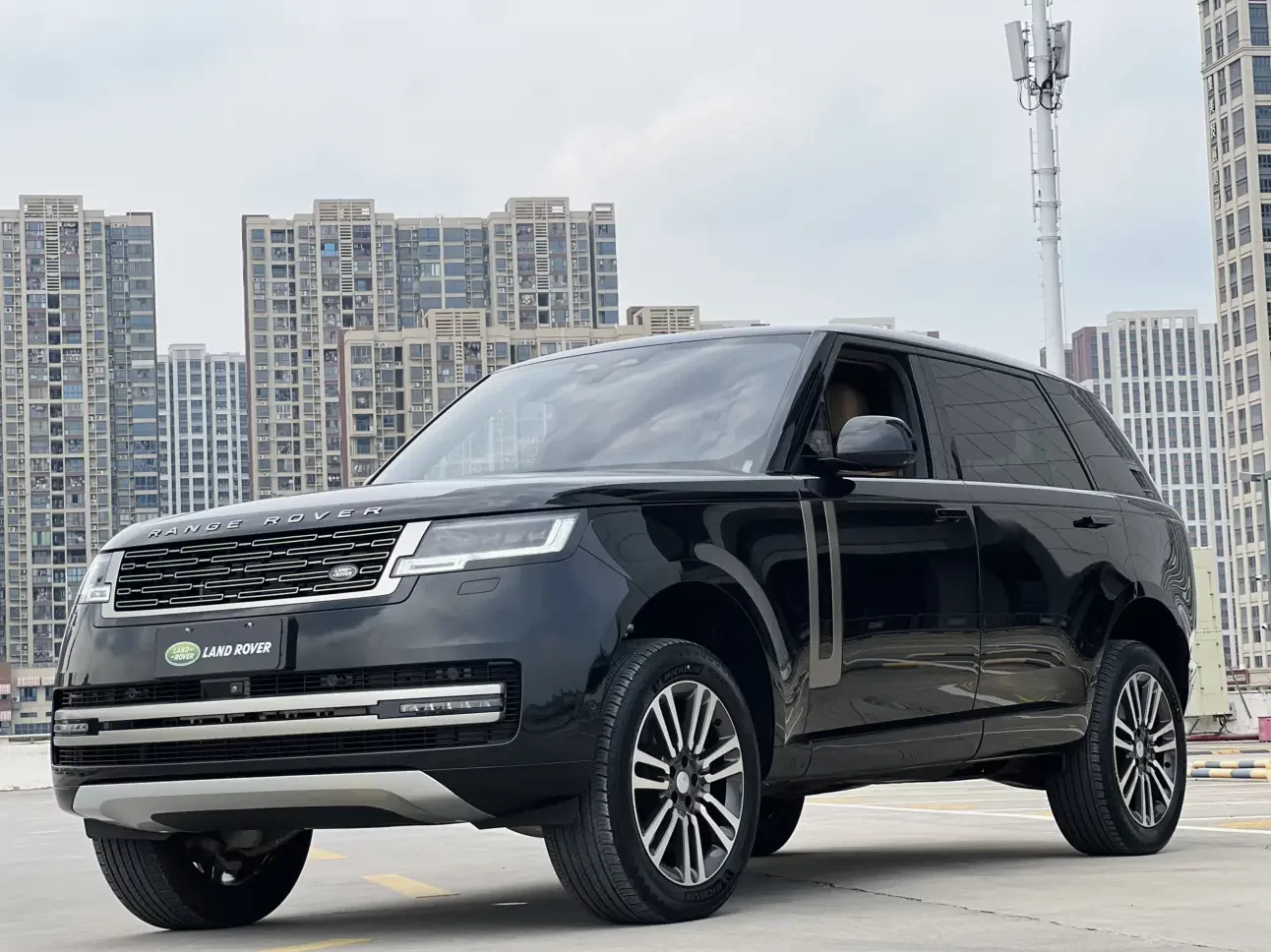 Land Rover range rover