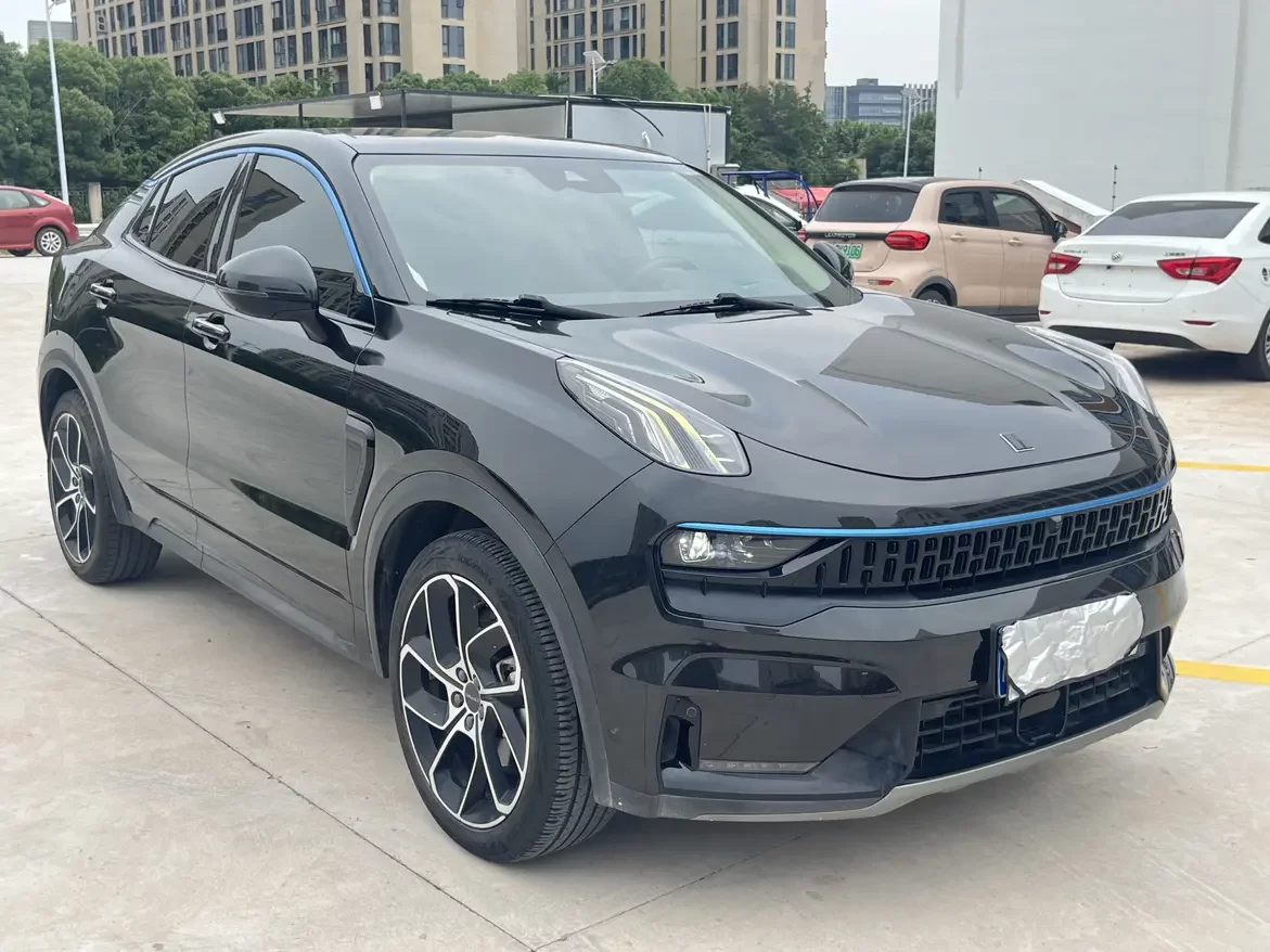 Lynk & Co 05