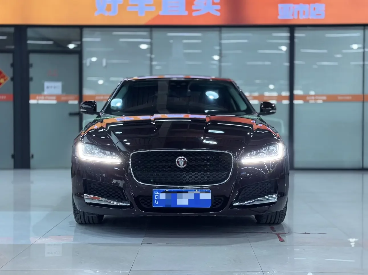 Jaguar XFL