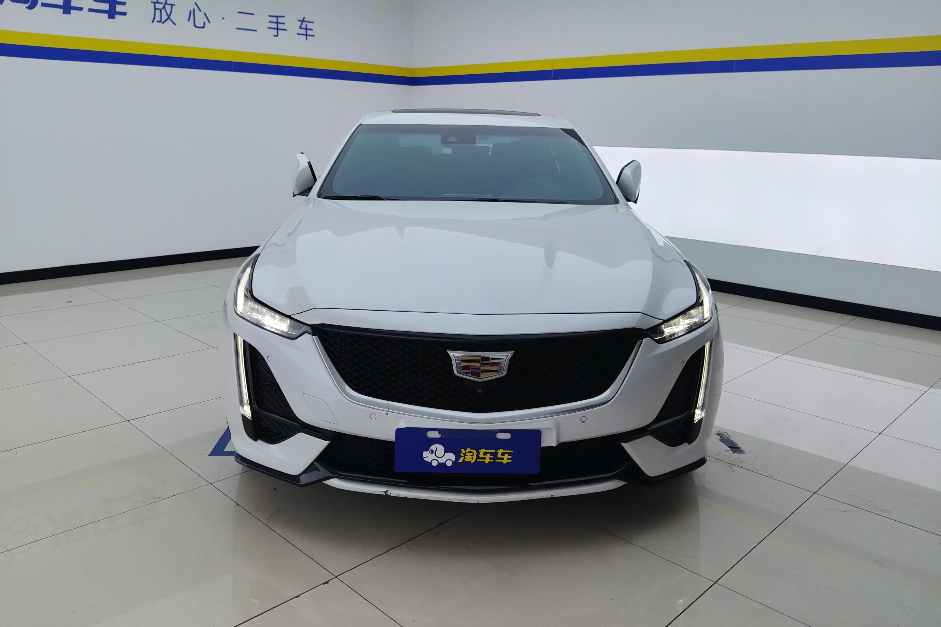 Cadillac CT5