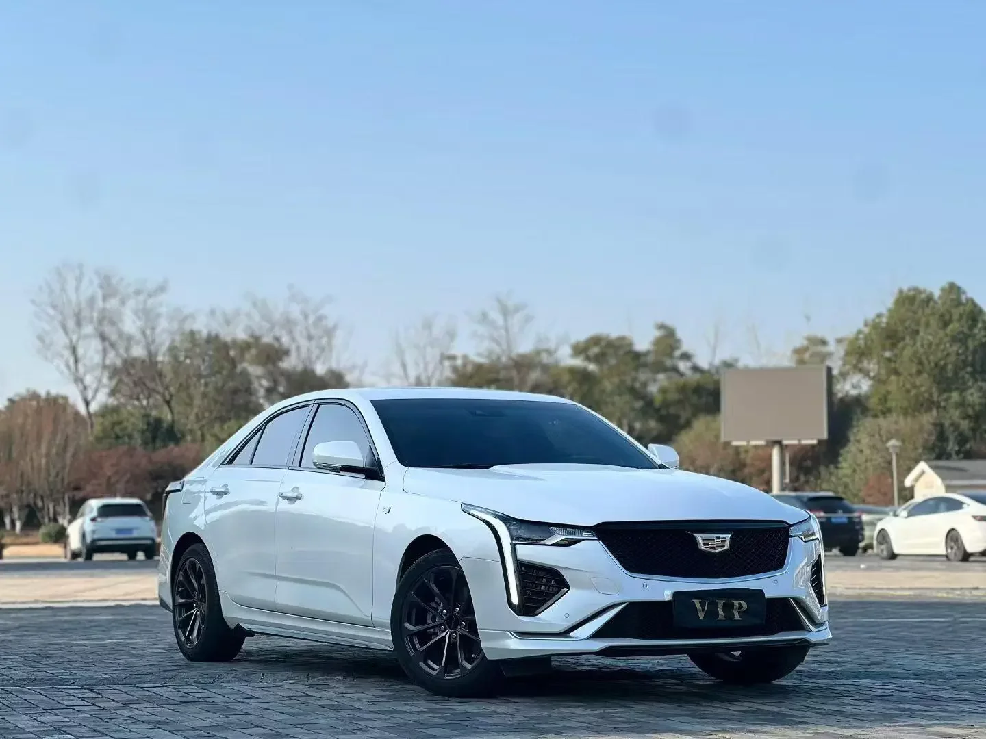 Cadillac CT4