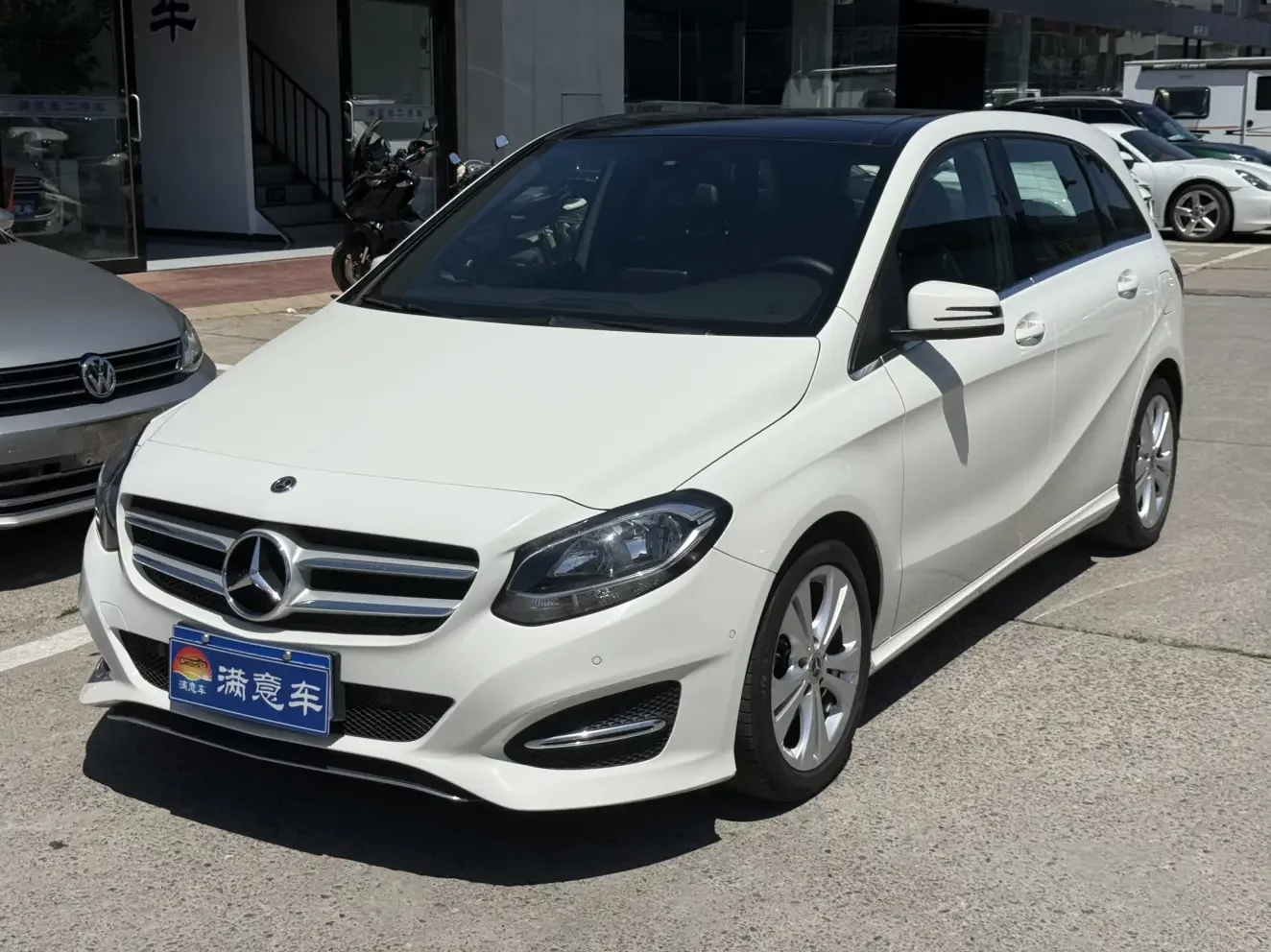 Mercedes-Benz B Class