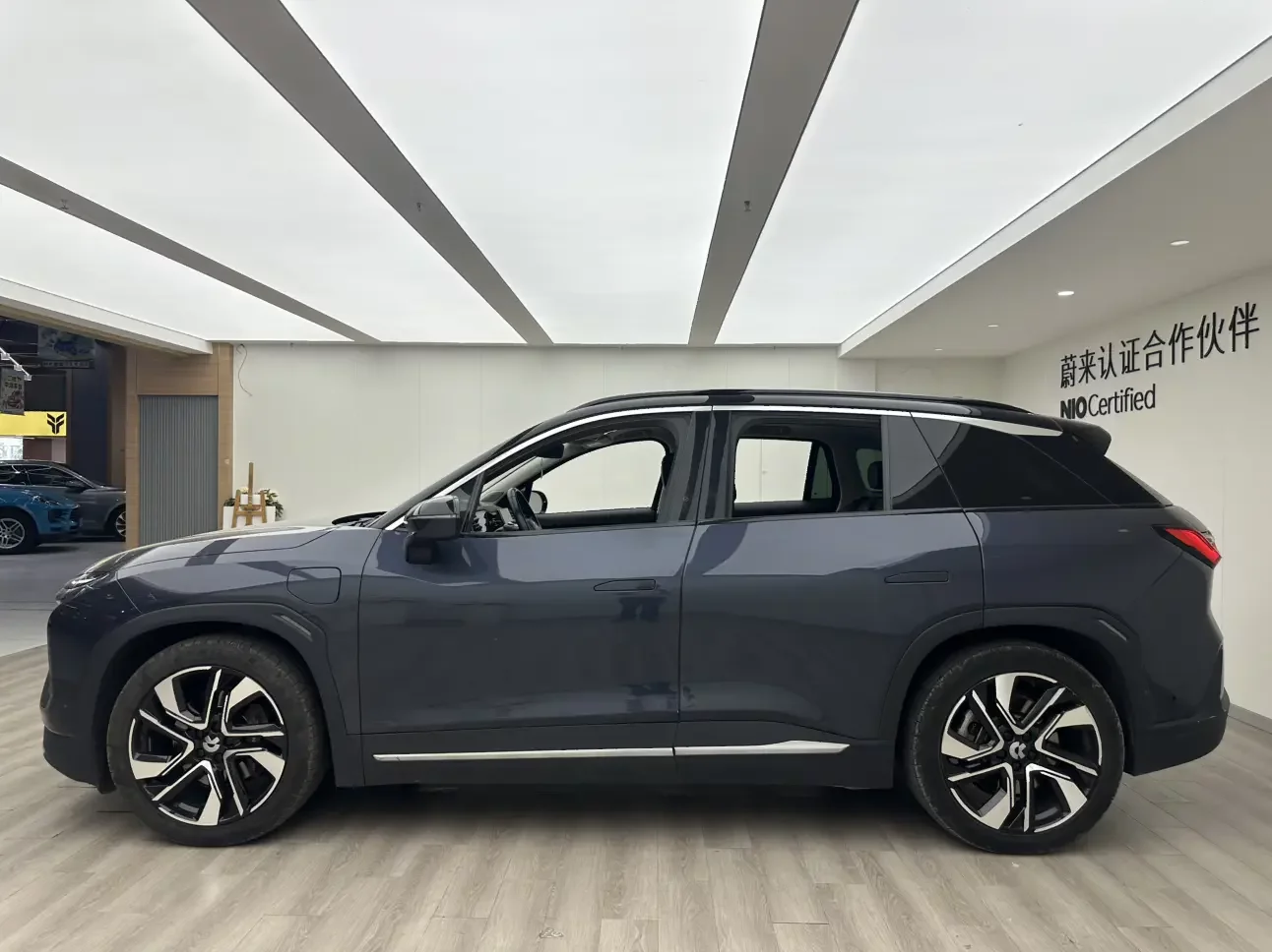 NIO ES6