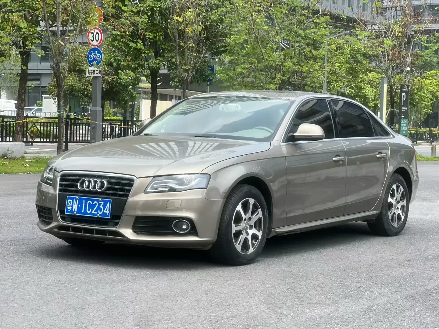 Audi A4L