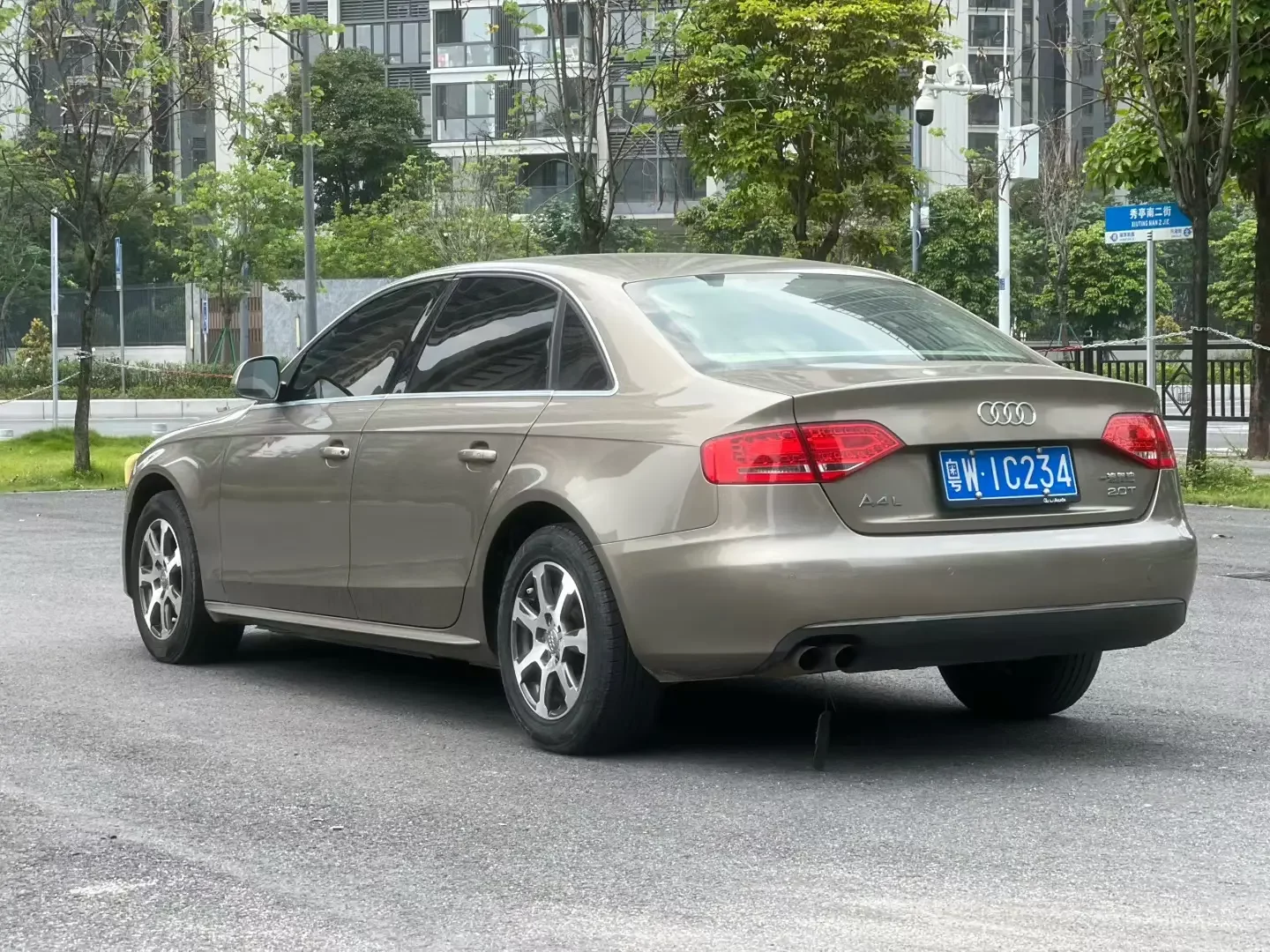 Audi A4L