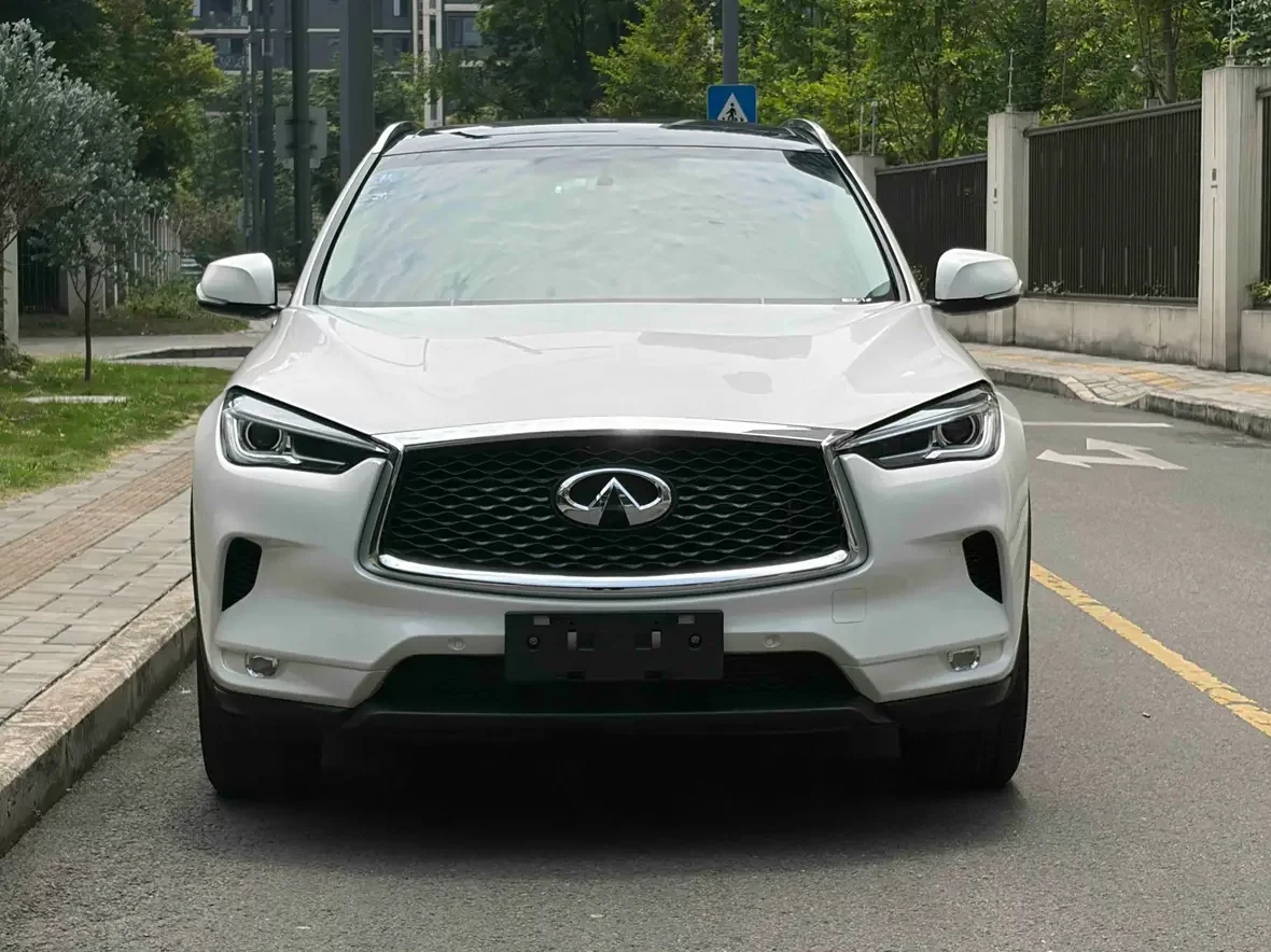 Infiniti QX50