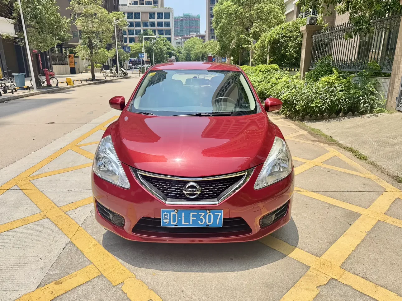 Nissan Tiida