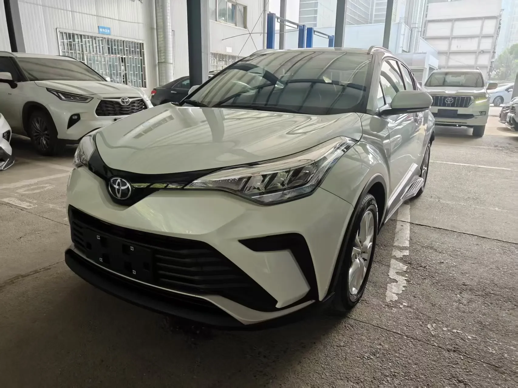 Toyota C-HR Hybrid