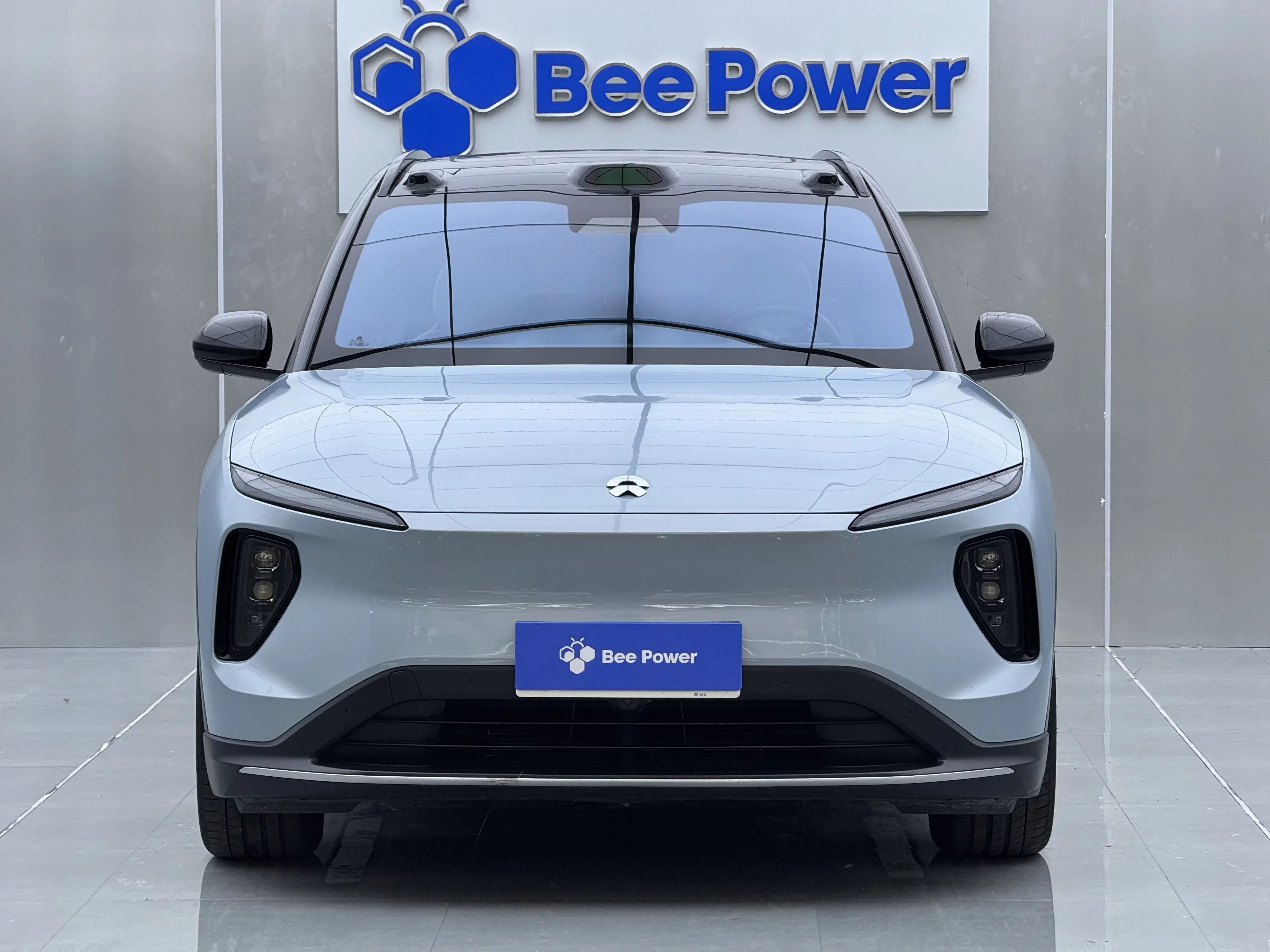NIO ES6