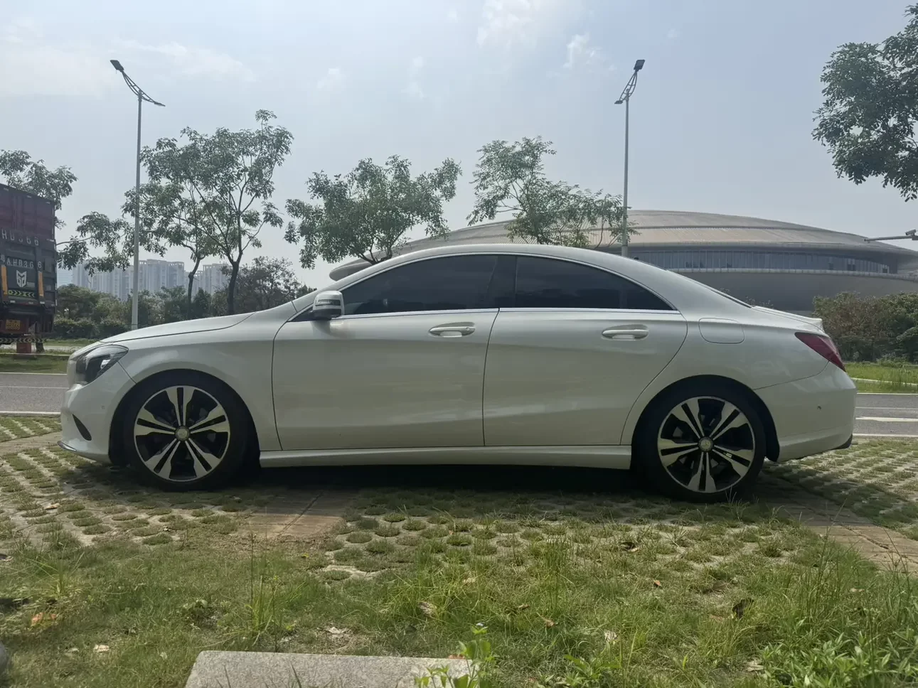 Mercedes-Benz CLA (Imported)