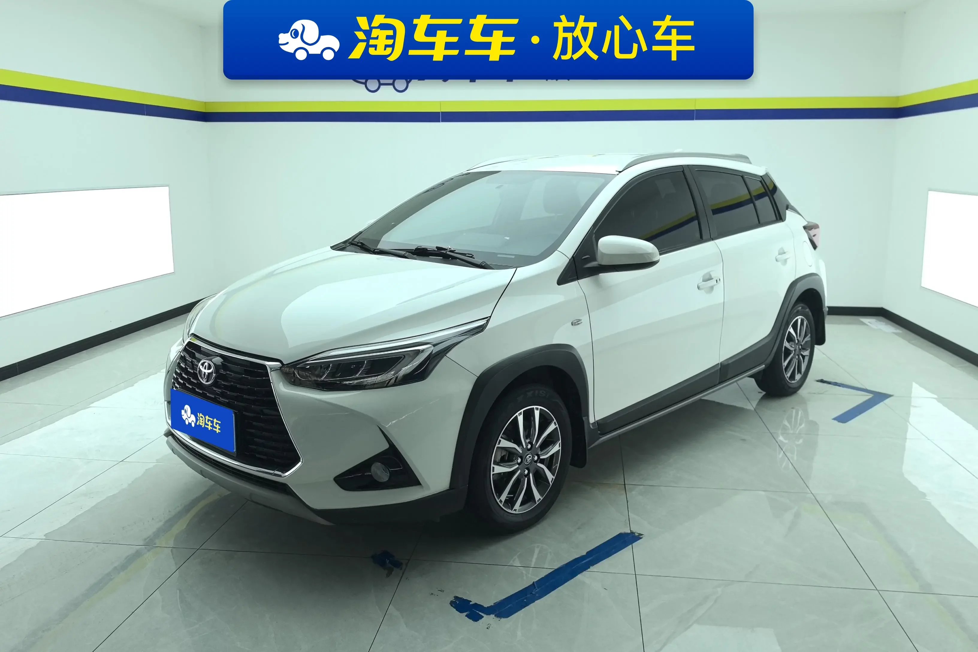 TOYOTA YARIS L