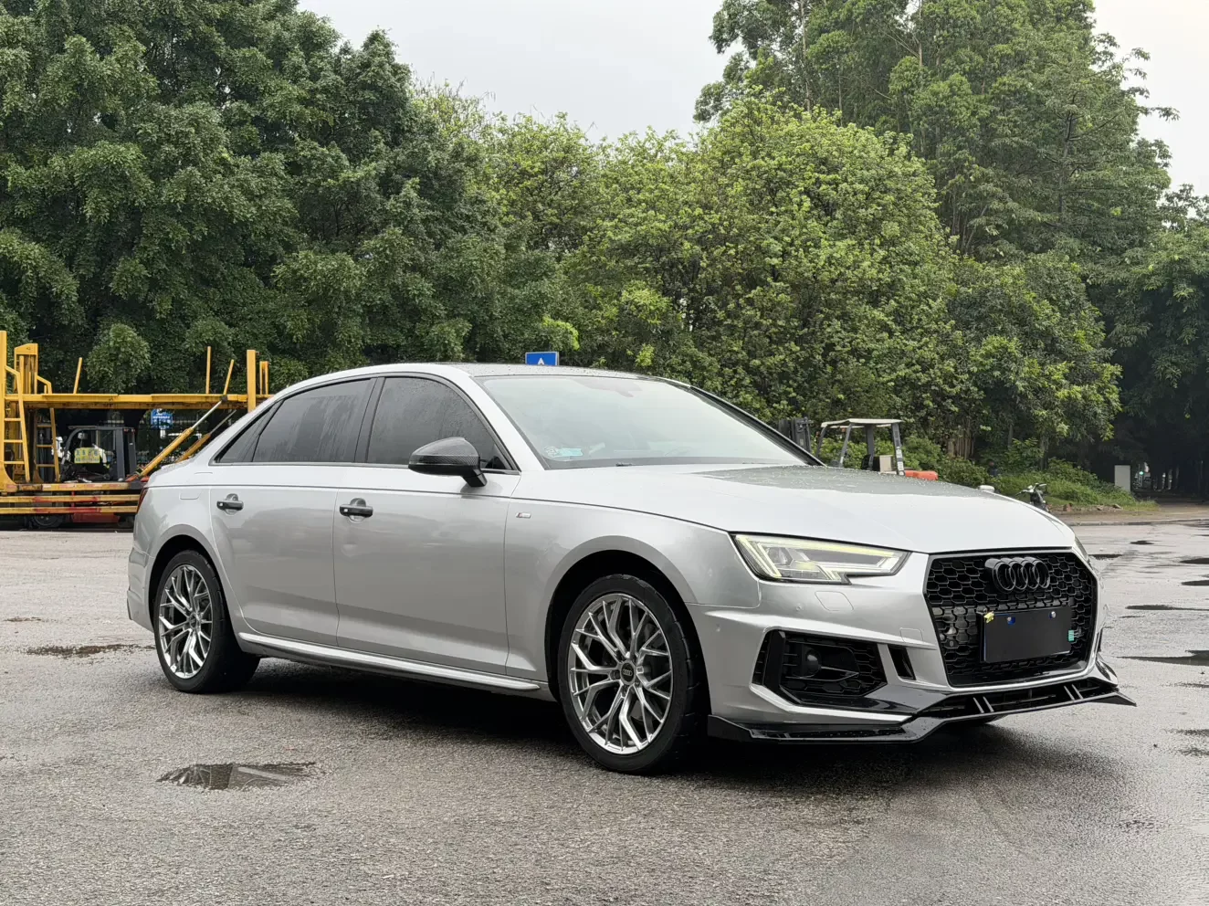Audi A4L