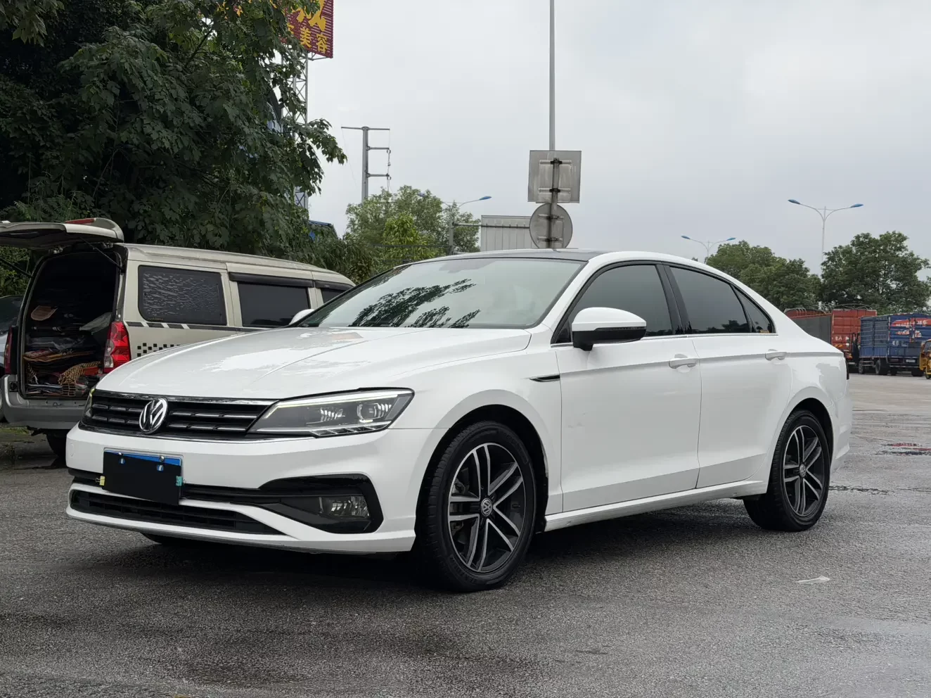 Volkswagen Lamando