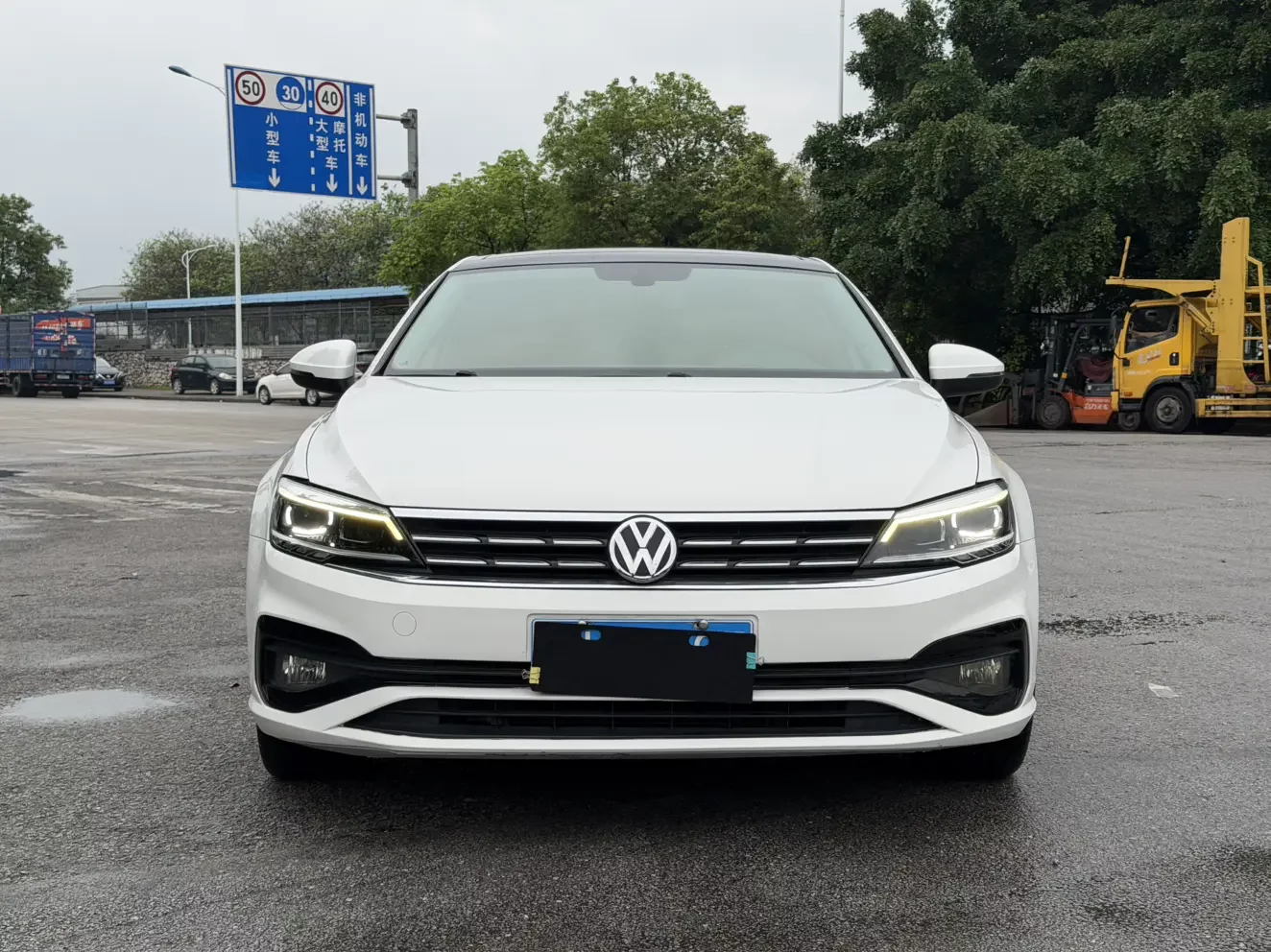 Volkswagen Lamando