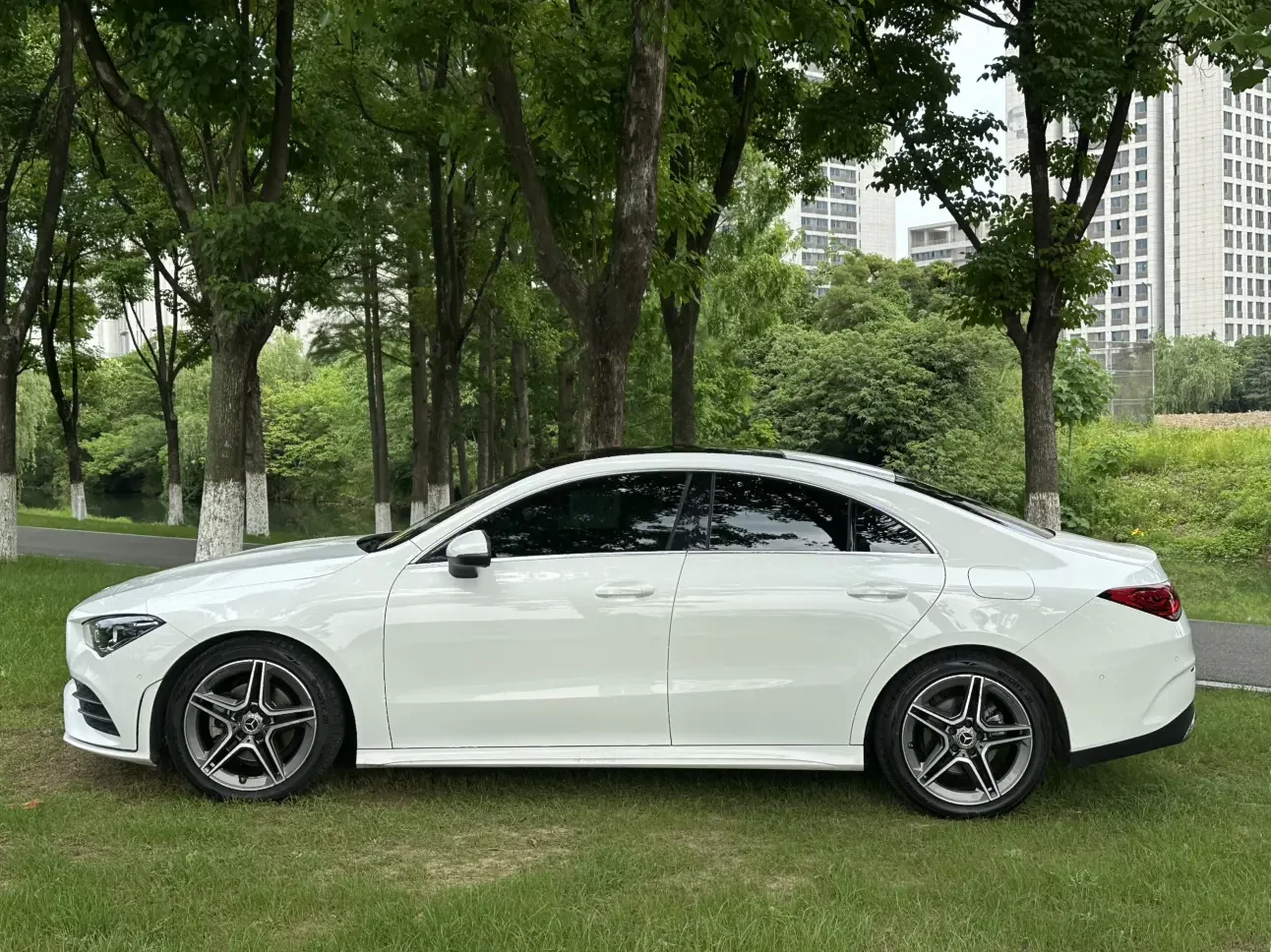 Mercedes-Benz CLA (Imported)