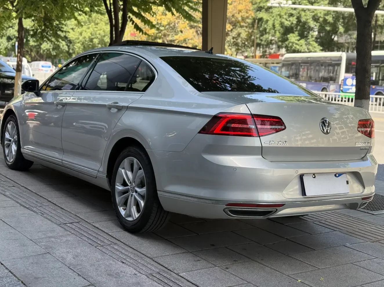 Volkswagen Magotan
